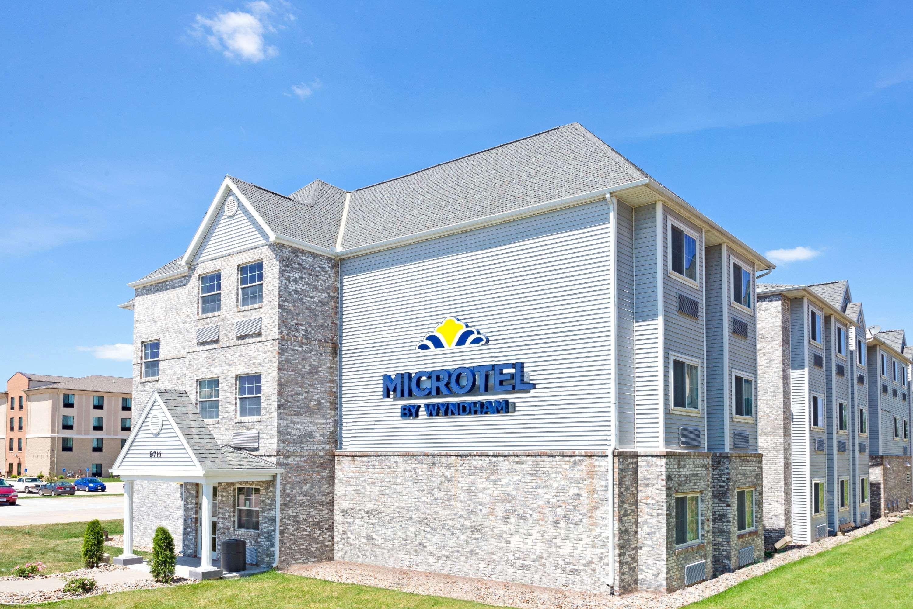 Microtel Inn & Suites Urbandale Luaran gambar