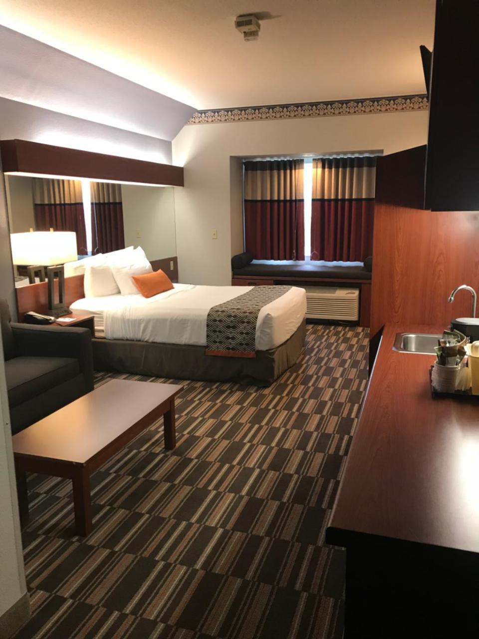 Microtel Inn & Suites Urbandale Luaran gambar